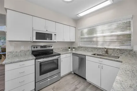 7404 Clearview Drive Tampa FL 33634