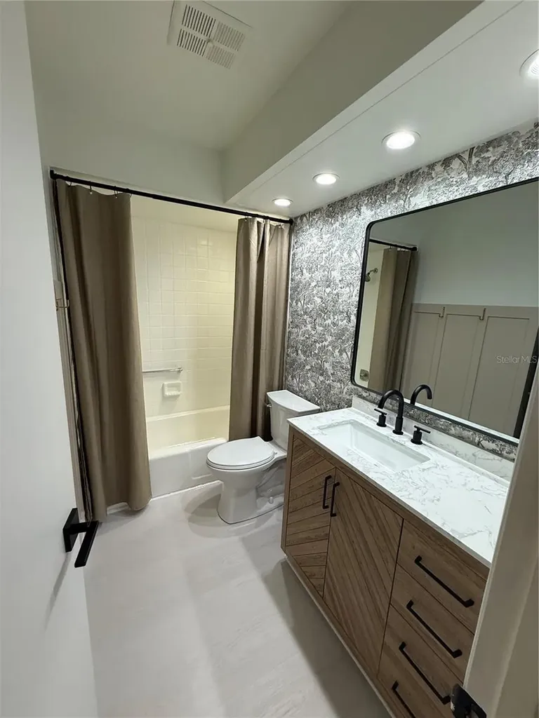 1211 Capri Isles Boulevard Venice FL 34292