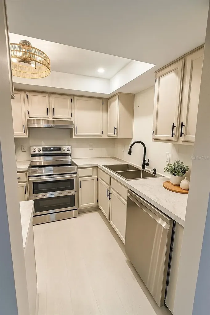 1211 Capri Isles Boulevard Venice FL 34292