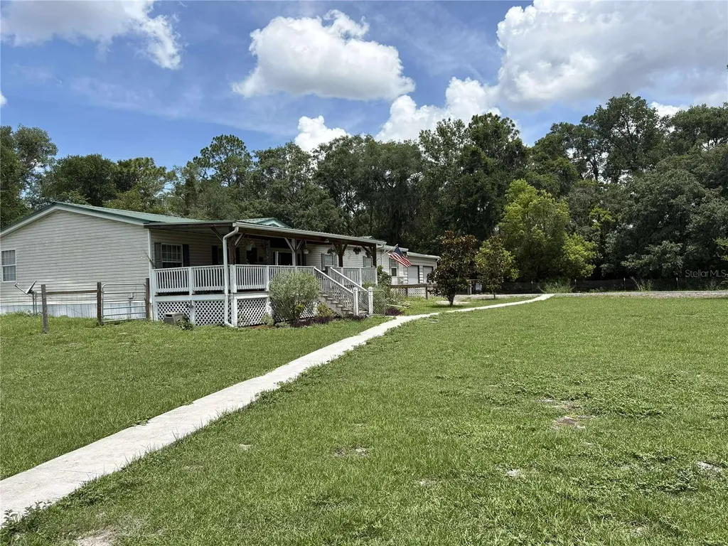 876 Menton Road Pierson FL 32180