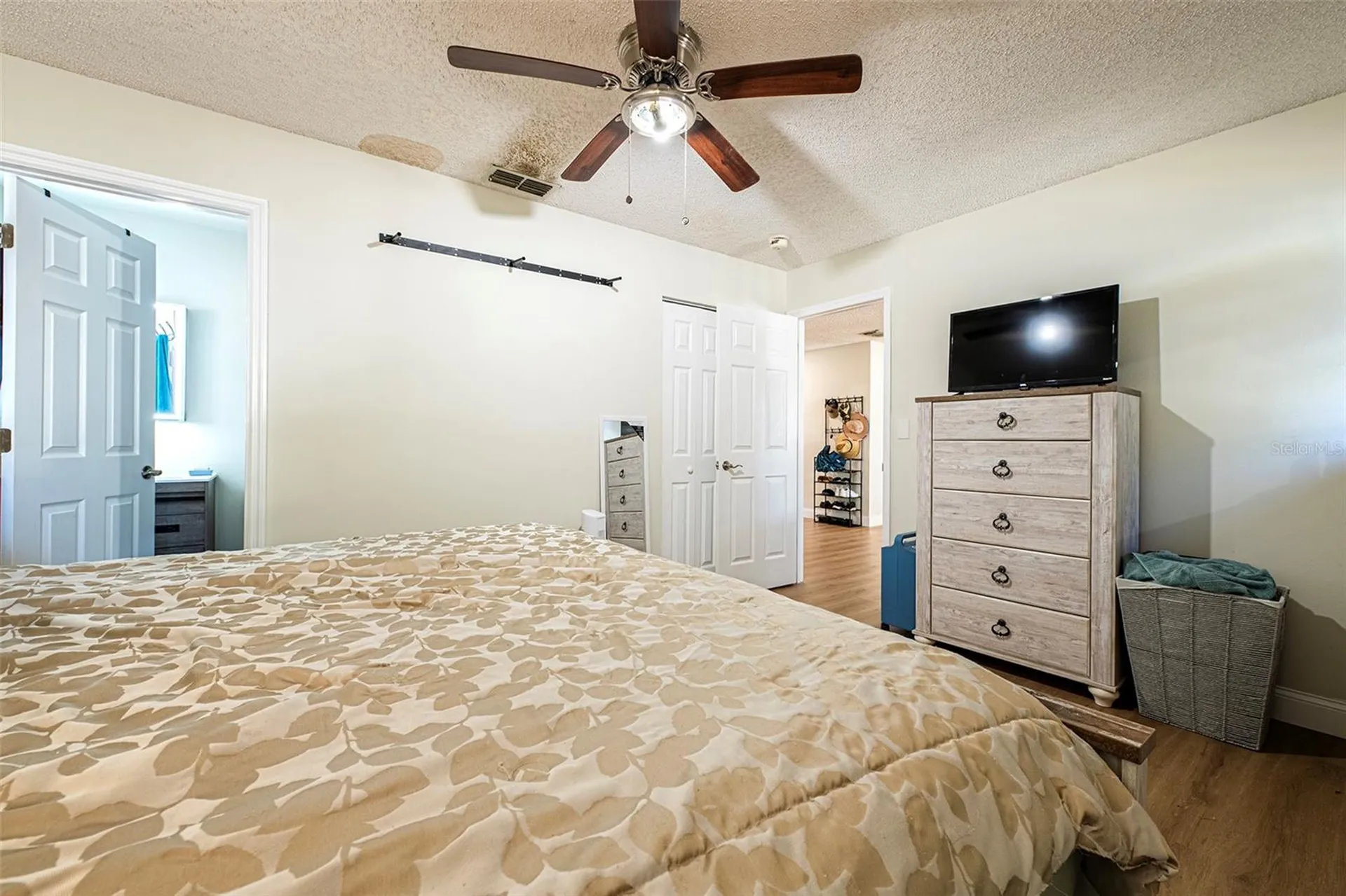 6401 Cedarbrook Drive S Pinellas Park FL 33782