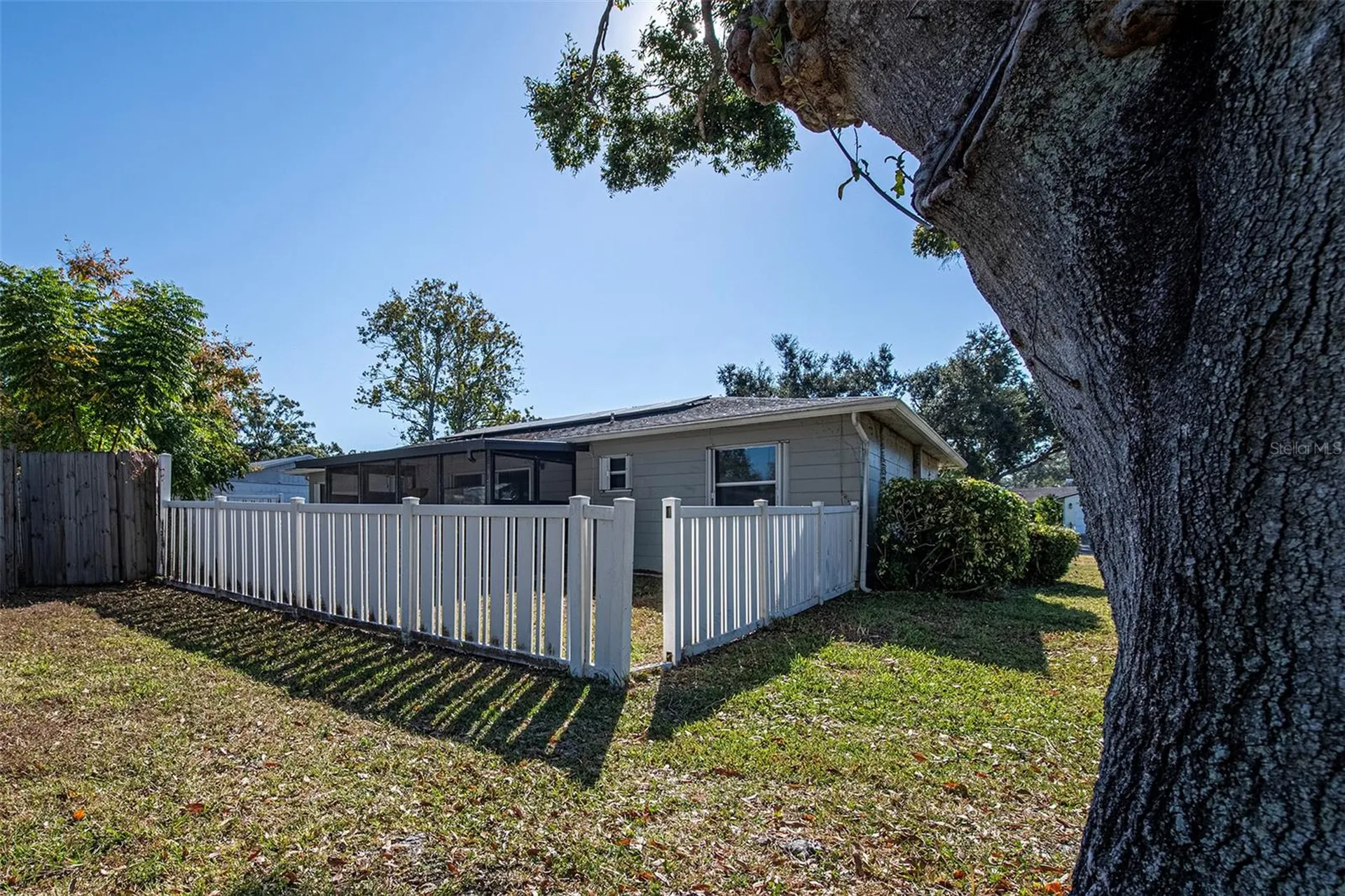6401 Cedarbrook Drive S Pinellas Park FL 33782