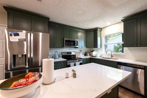 6401 Cedarbrook Drive S Pinellas Park FL 33782