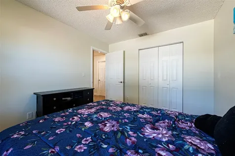 6401 Cedarbrook Drive S Pinellas Park FL 33782