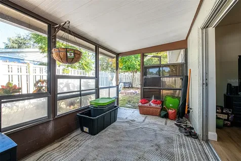 6401 Cedarbrook Drive S Pinellas Park FL 33782