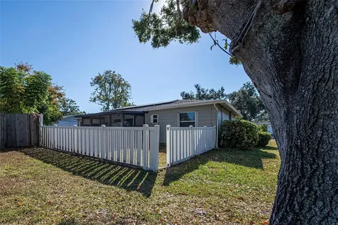 6401 Cedarbrook Drive S Pinellas Park FL 33782