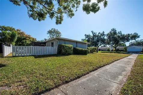 6401 Cedarbrook Drive S Pinellas Park FL 33782