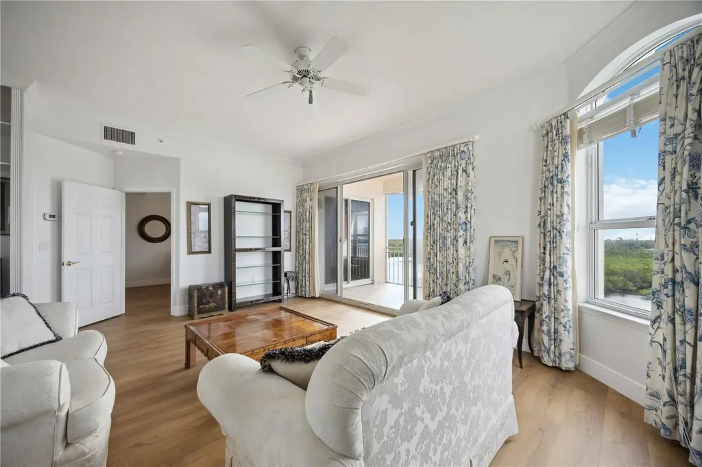 5450 Eagles Point Circle Sarasota FL 34231