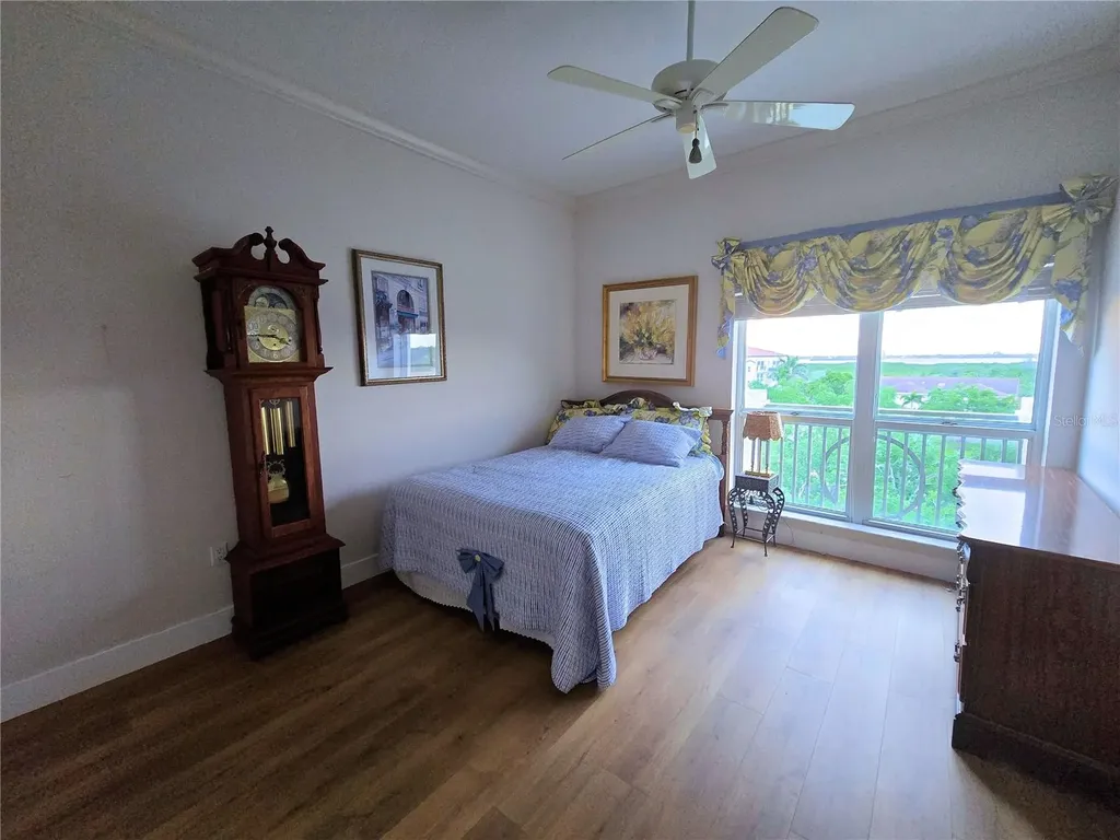 5450 Eagles Point Circle Sarasota FL 34231