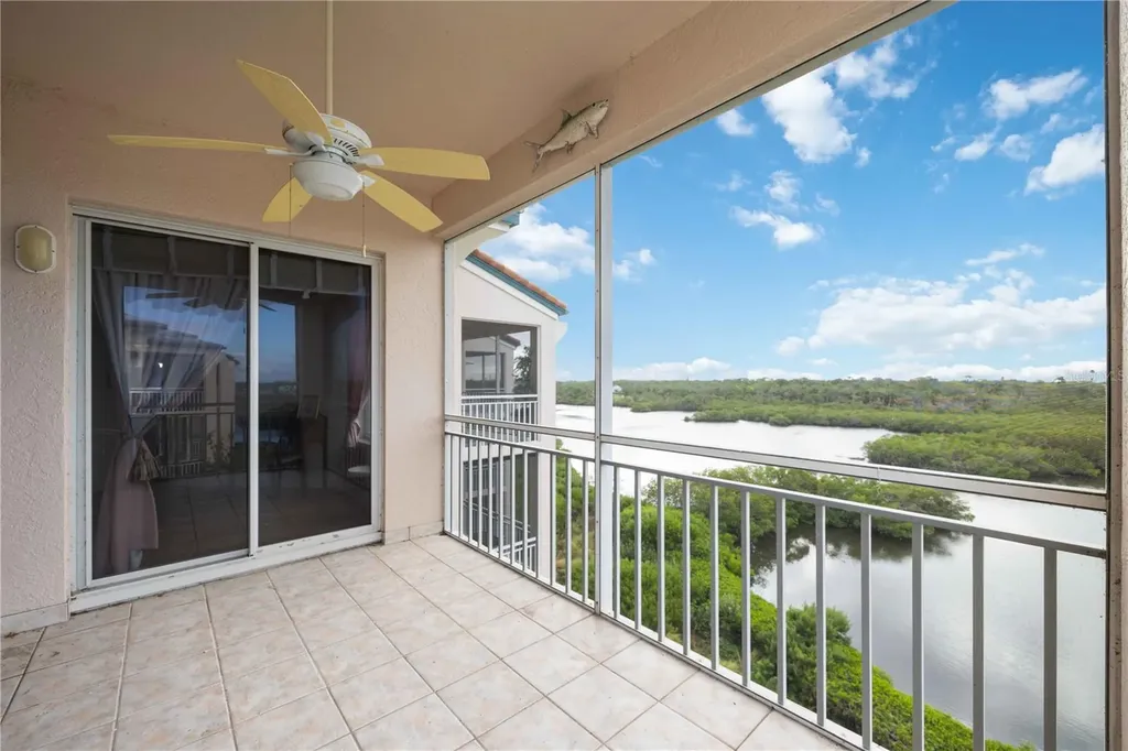 5450 Eagles Point Circle Sarasota FL 34231