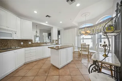 5450 Eagles Point Circle Sarasota FL 34231