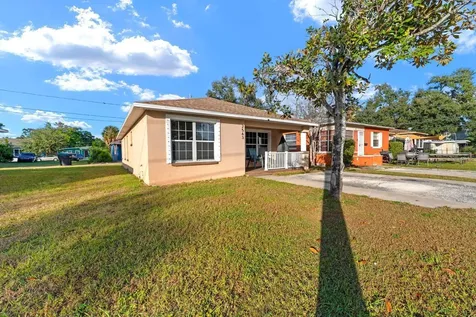 2563 13th Avenue S St Petersburg FL 33712