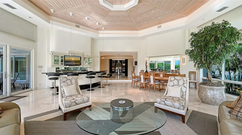 510 Harbor Gate Way Longboat Key FL 34228