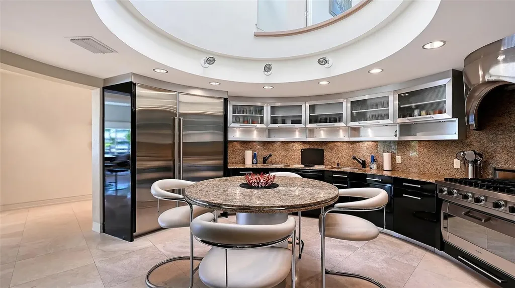 510 Harbor Gate Way Longboat Key FL 34228