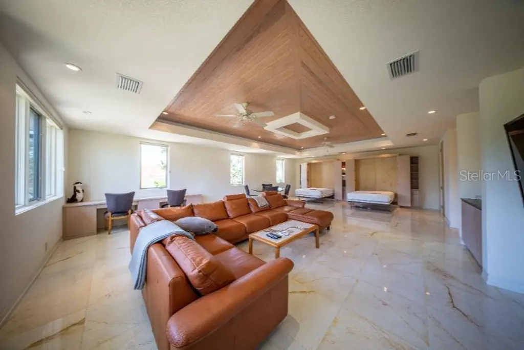 510 Harbor Gate Way Longboat Key FL 34228