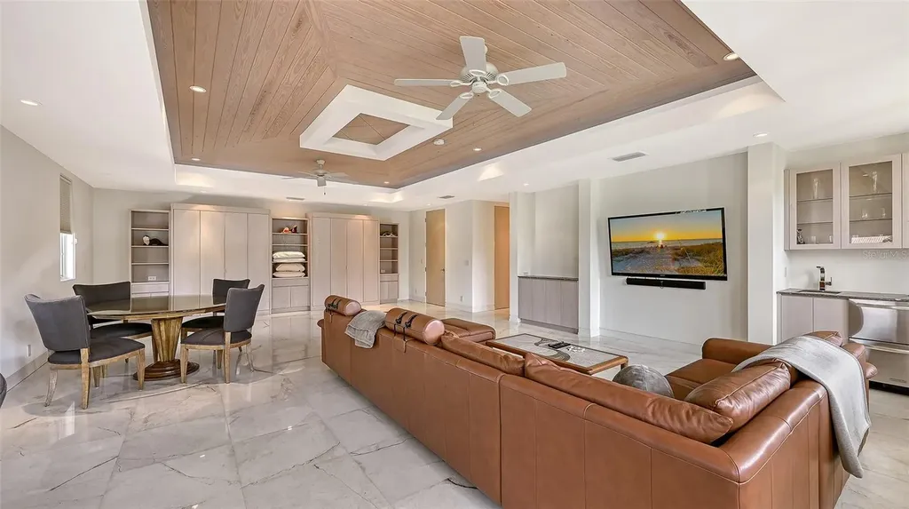 510 Harbor Gate Way Longboat Key FL 34228