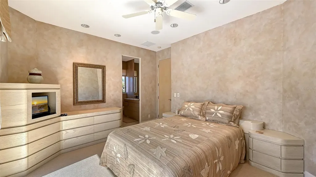 510 Harbor Gate Way Longboat Key FL 34228