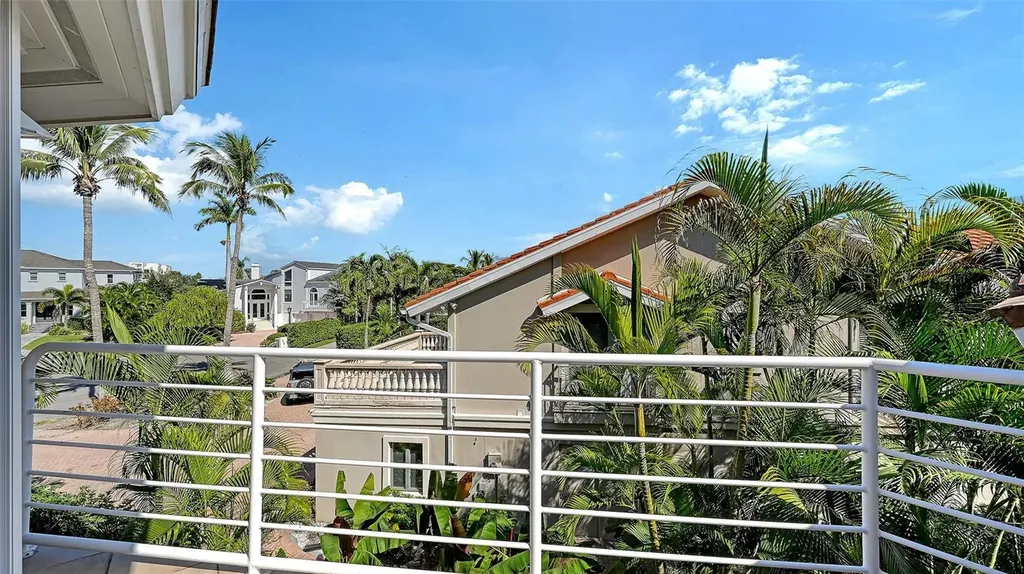 510 Harbor Gate Way Longboat Key FL 34228