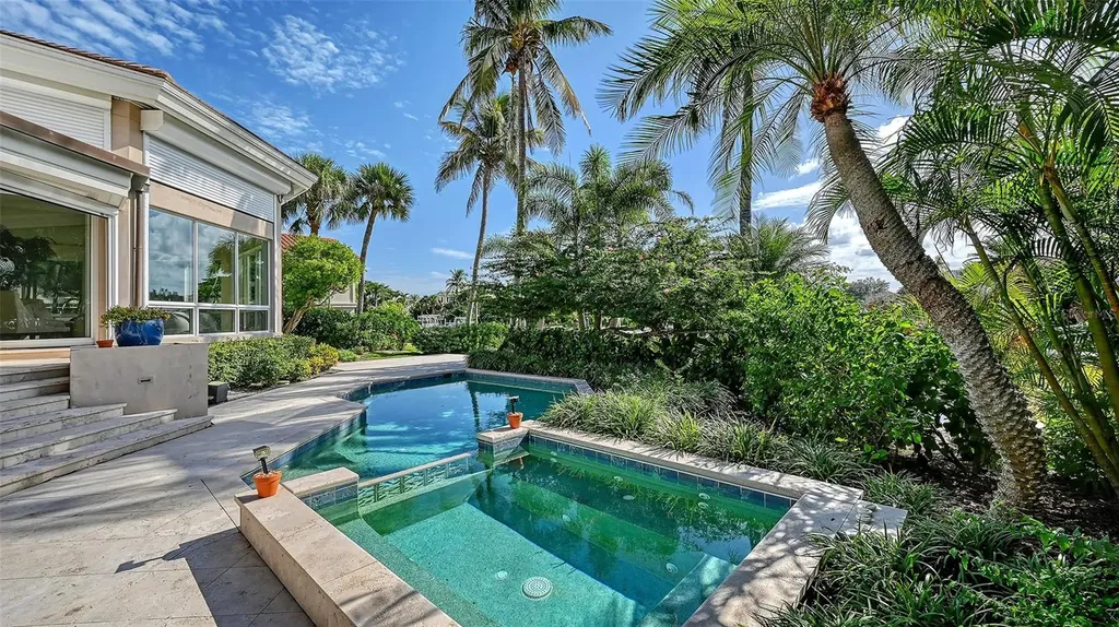 510 Harbor Gate Way Longboat Key FL 34228