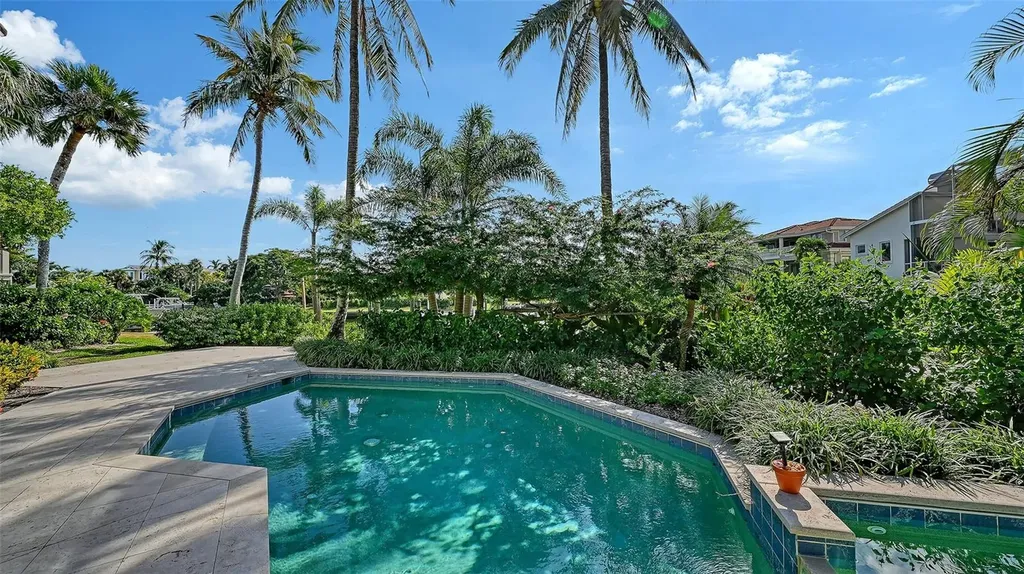 510 Harbor Gate Way Longboat Key FL 34228