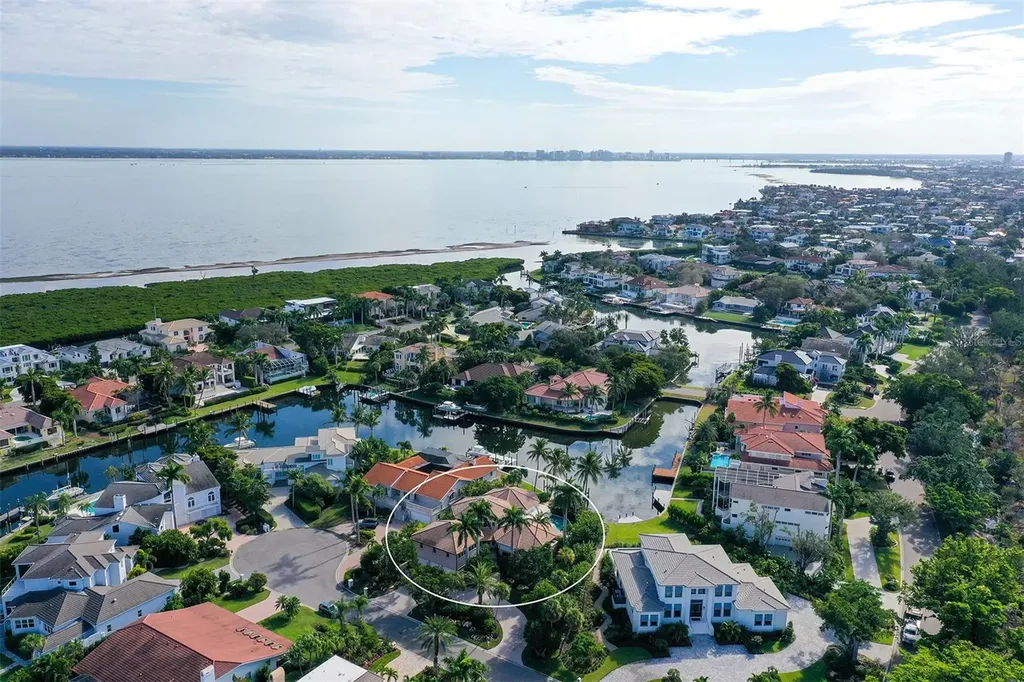 510 Harbor Gate Way Longboat Key FL 34228