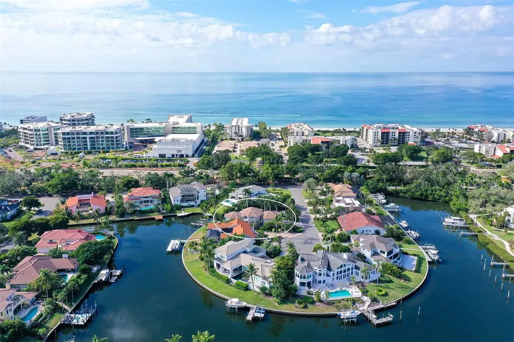 510 Harbor Gate Way Longboat Key FL 34228