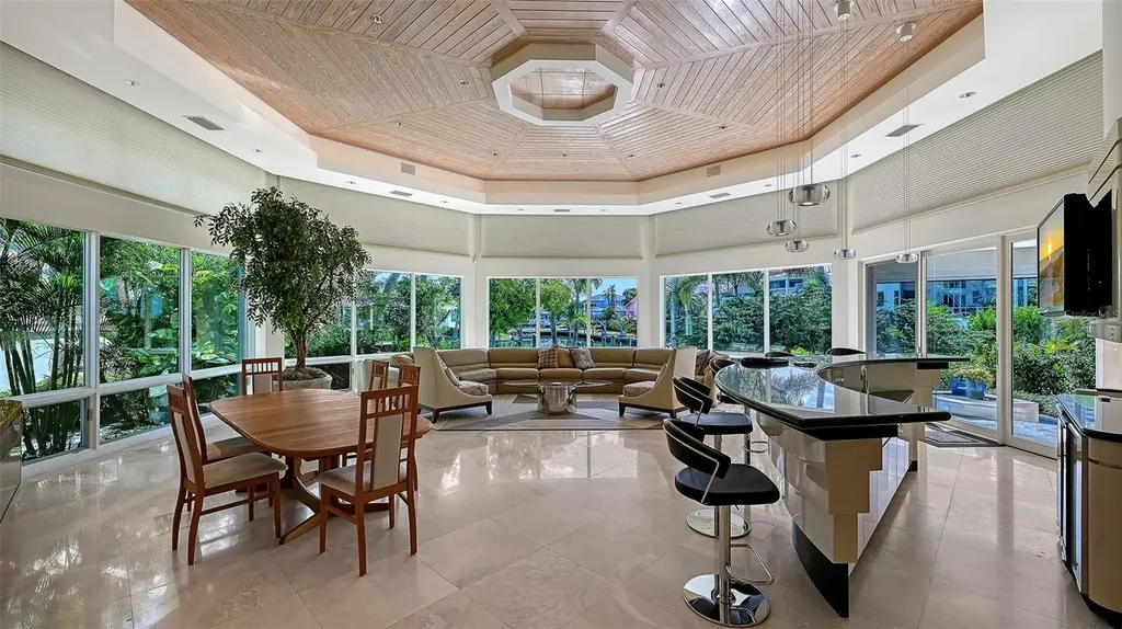 510 Harbor Gate Way Longboat Key FL 34228