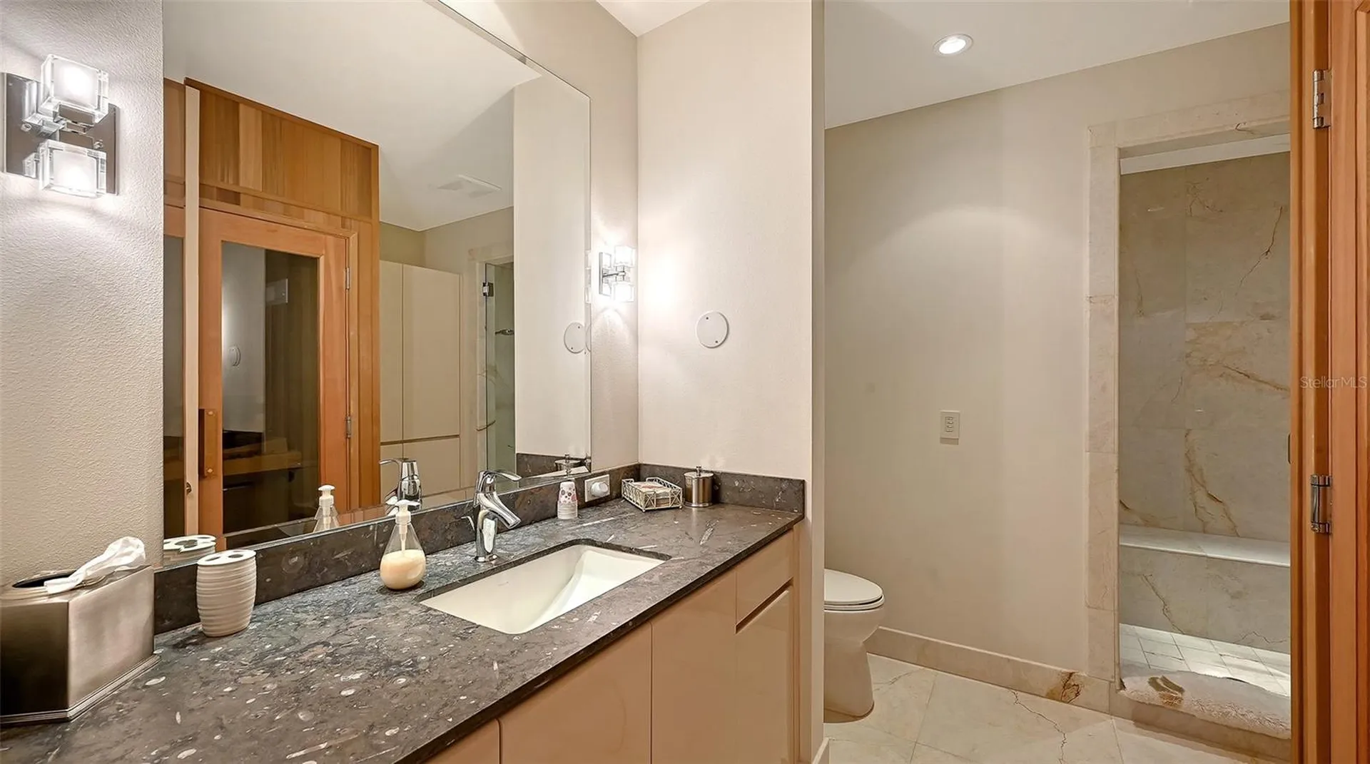 510 Harbor Gate Way Longboat Key FL 34228