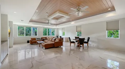 510 Harbor Gate Way Longboat Key FL 34228