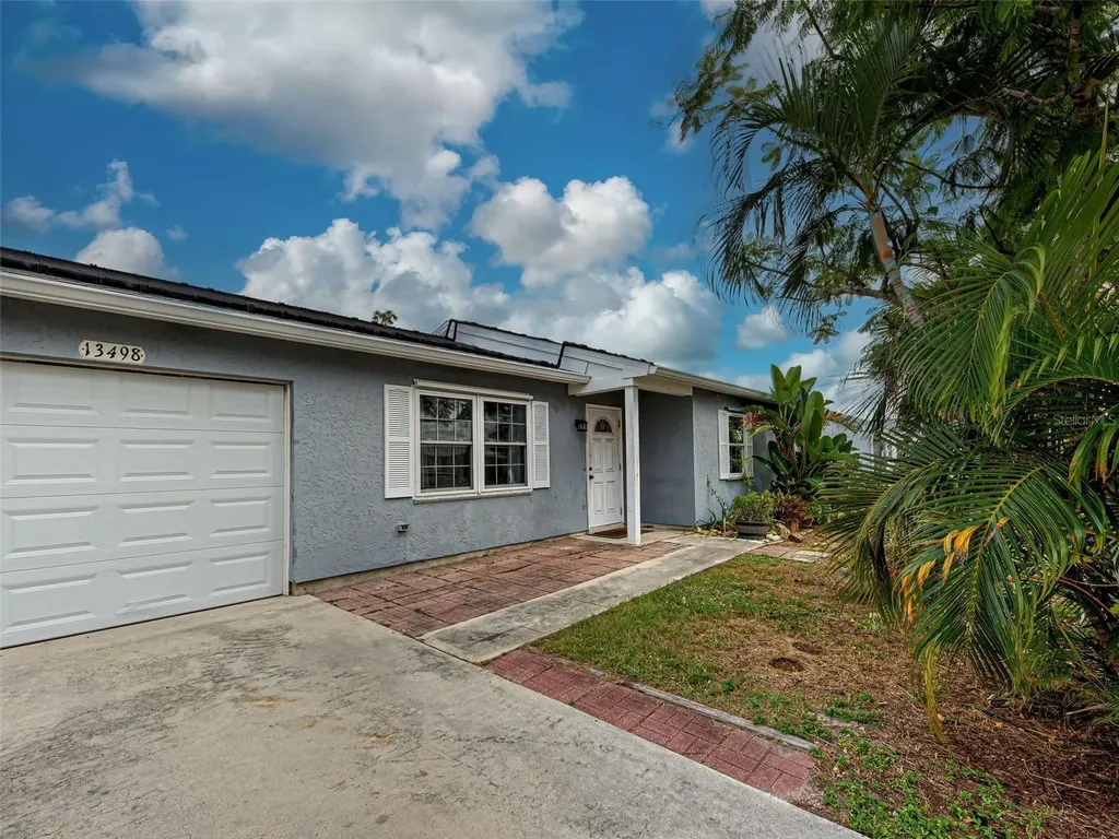 13498 Darnell Avenue Port Charlotte FL 33981