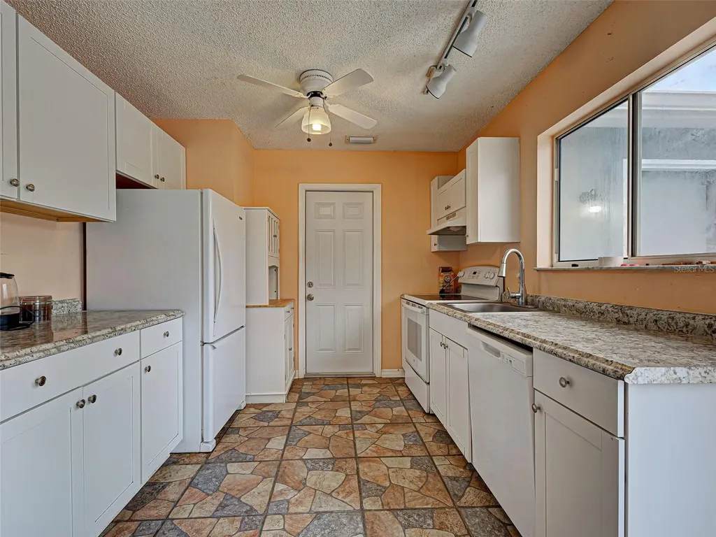 13498 Darnell Avenue Port Charlotte FL 33981