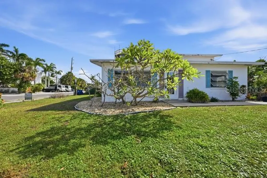 527 Bayview Place Anna Maria FL 34216