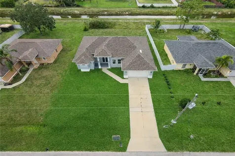1043 Albert Avenue Lehigh Acres FL 33971