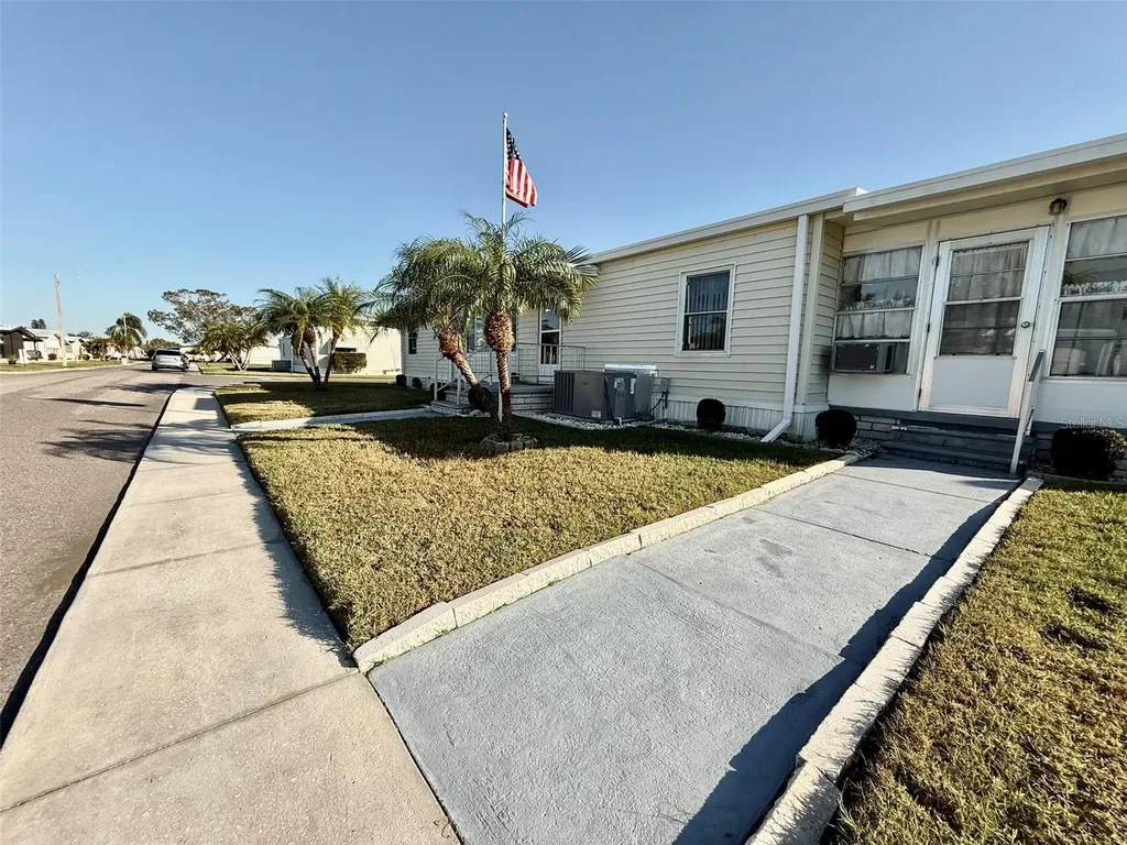 4720 Burney Drive Holiday FL 34690