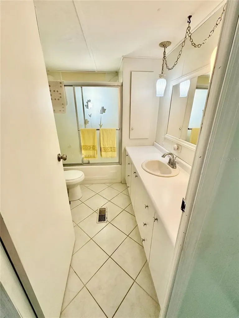82267 2nd Avenue N Pinellas Park FL 33781