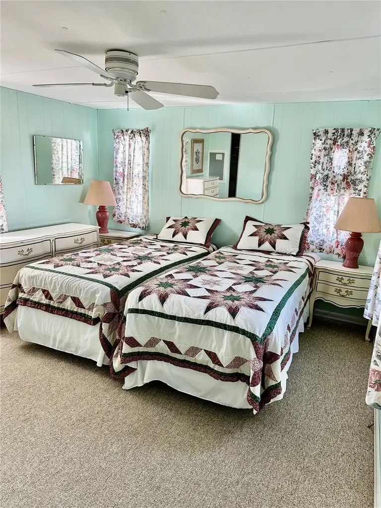 82267 2nd Avenue N Pinellas Park FL 33781