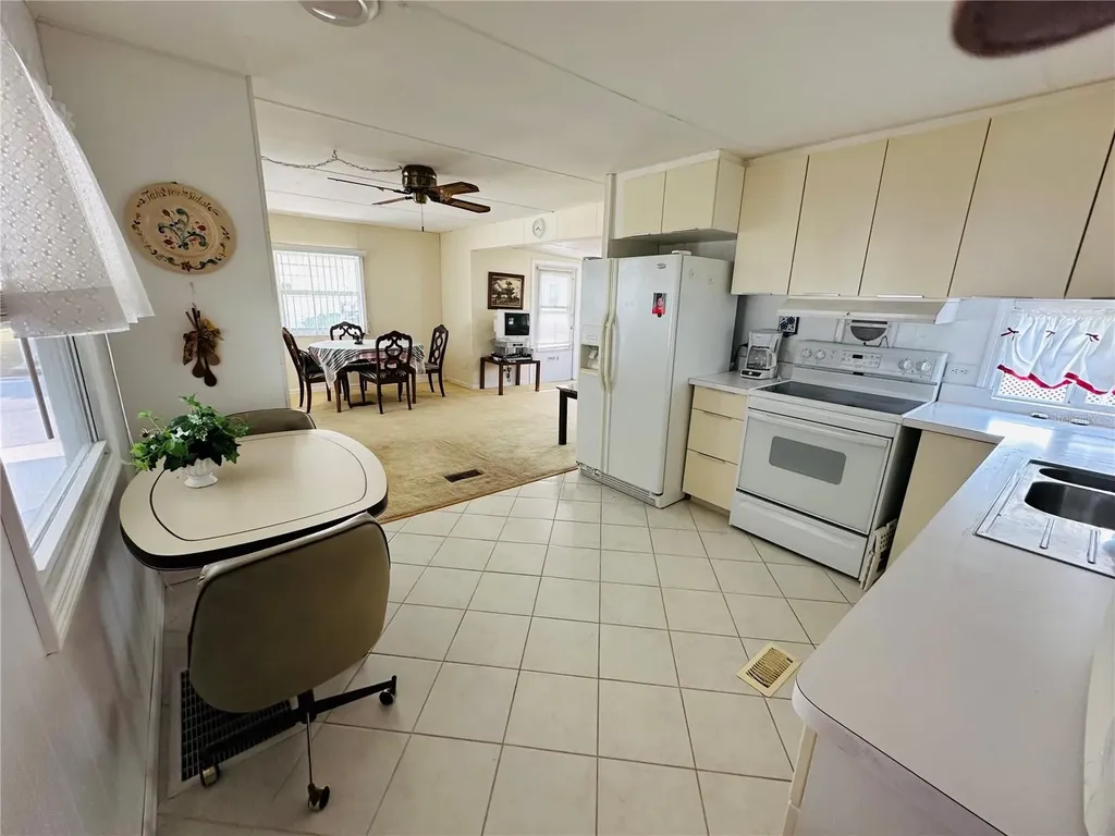 82267 2nd Avenue N Pinellas Park FL 33781