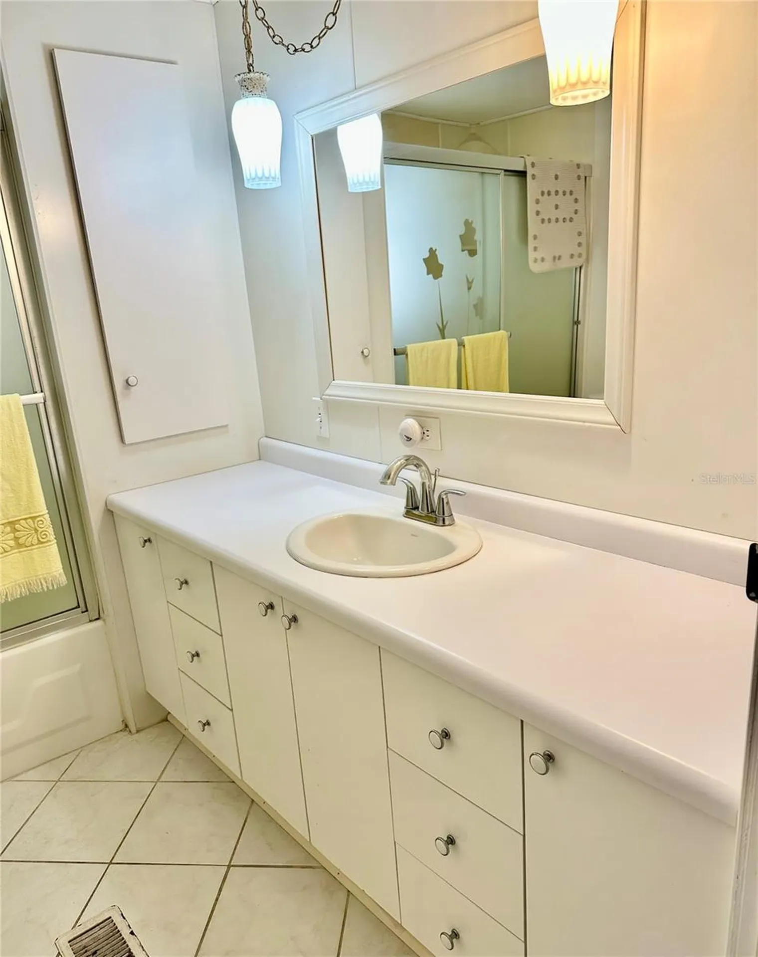 82267 2nd Avenue N Pinellas Park FL 33781