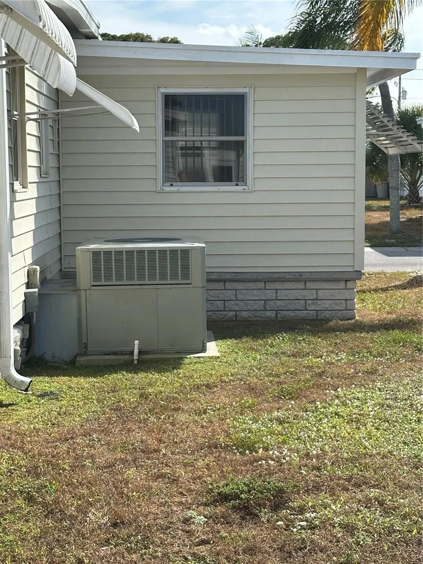 82267 2nd Avenue N Pinellas Park FL 33781