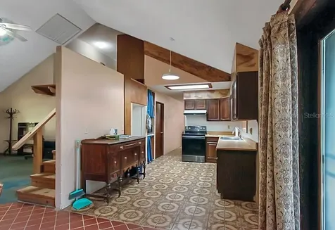 163 E Orange Avenue Pierson FL 32180
