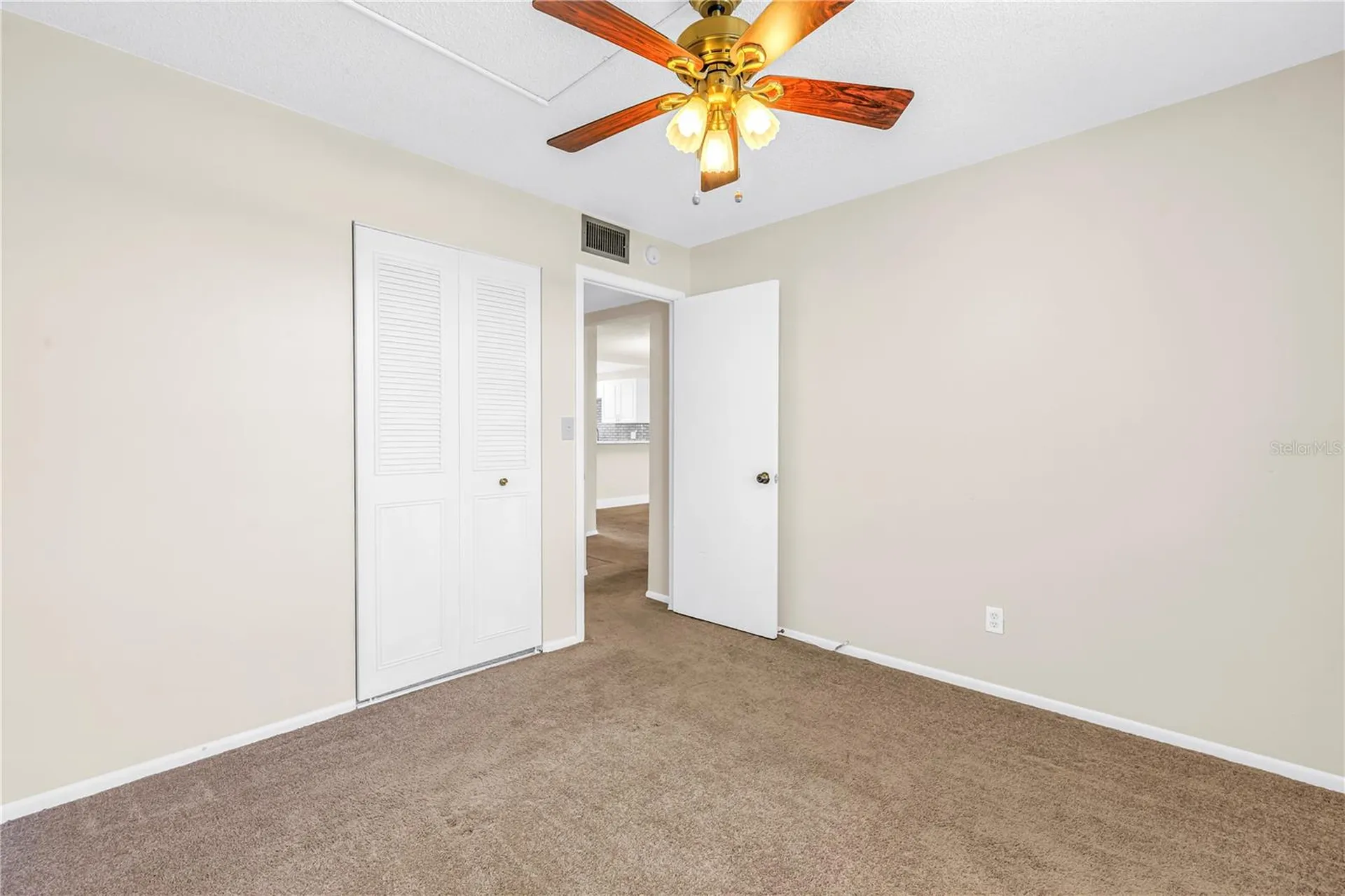 5095 Bay Street NE St Petersburg FL 33703