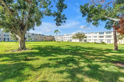 5095 Bay Street NE St Petersburg FL 33703