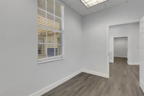 1400 Cattlemen Sarasota FL 34232