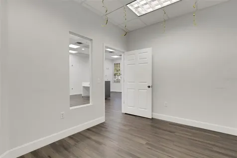 1400 Cattlemen Sarasota FL 34232