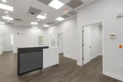 1400 Cattlemen Sarasota FL 34232