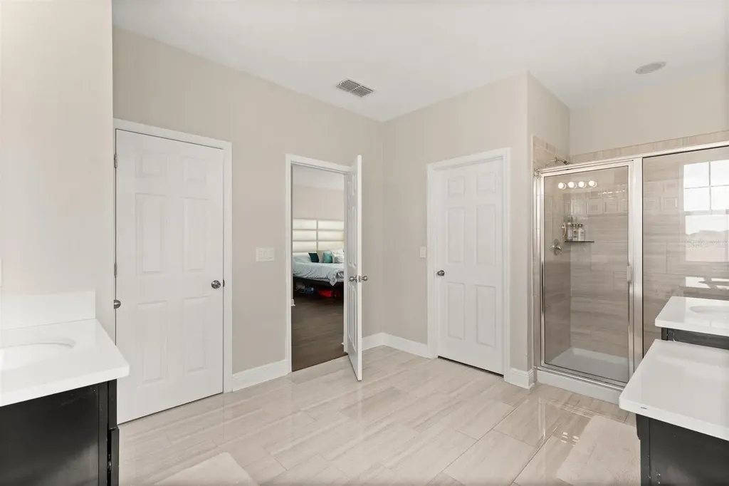 359 Blue Cypress Drive Groveland FL 34736