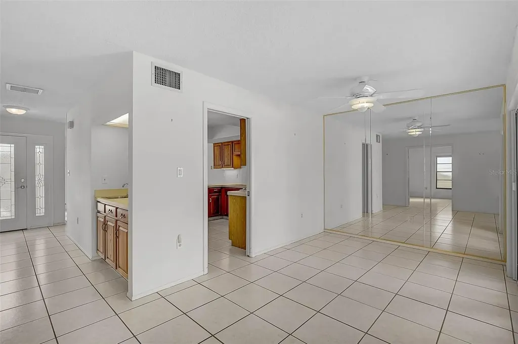 4414 La Jolla Drive Bradenton FL 34210