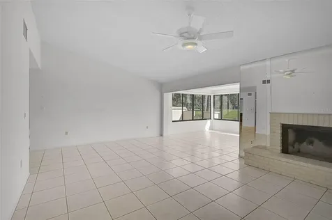4414 La Jolla Drive Bradenton FL 34210