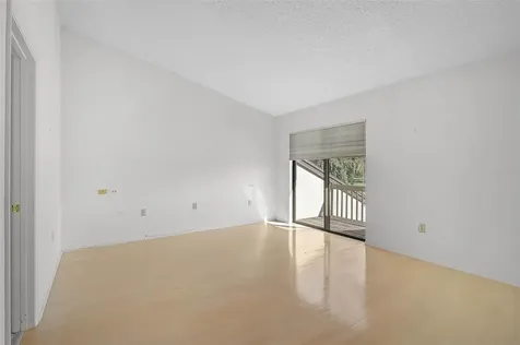 4414 La Jolla Drive Bradenton FL 34210