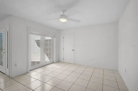 4414 La Jolla Drive Bradenton FL 34210